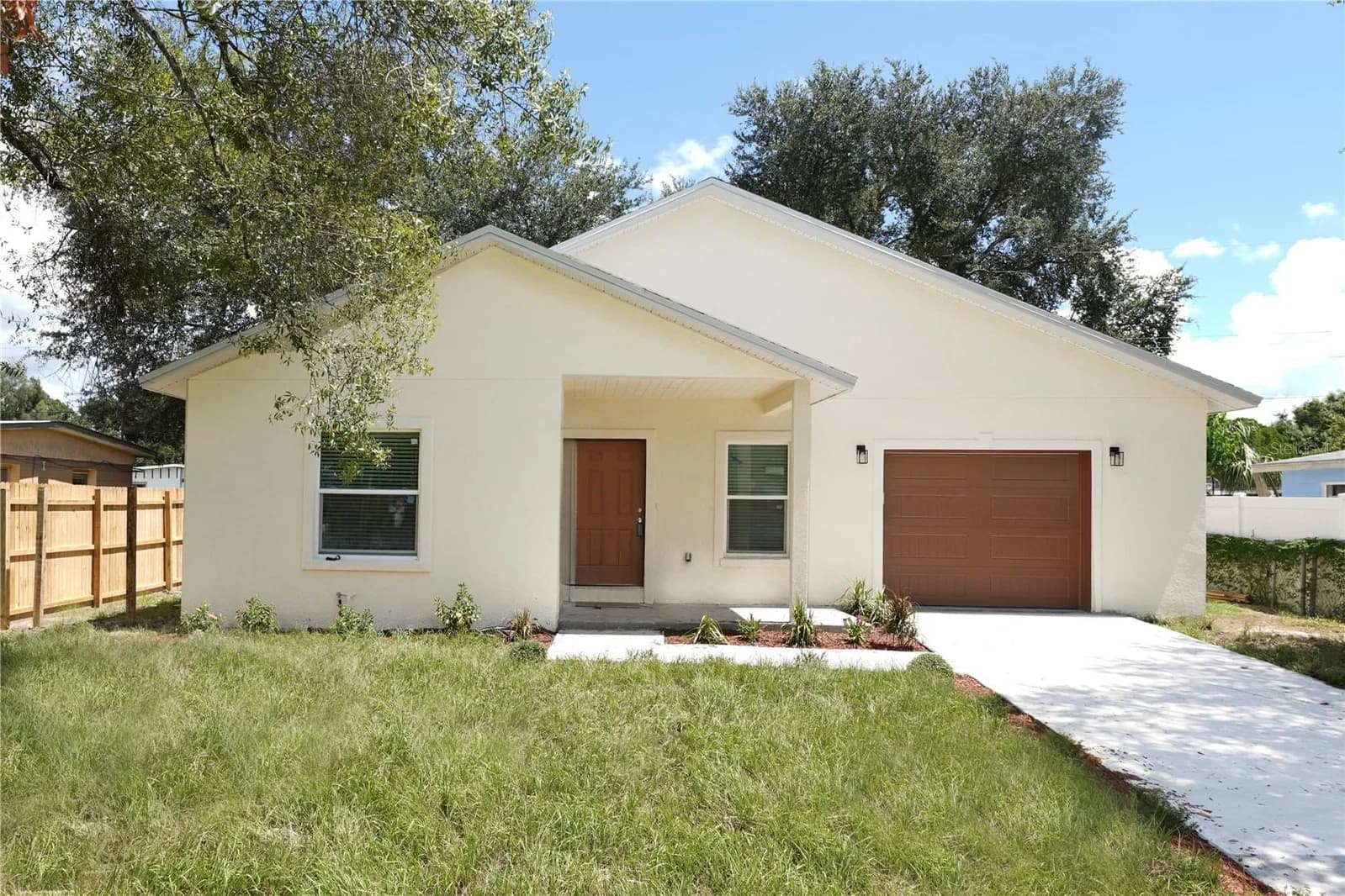 3218 DELRAY Drive