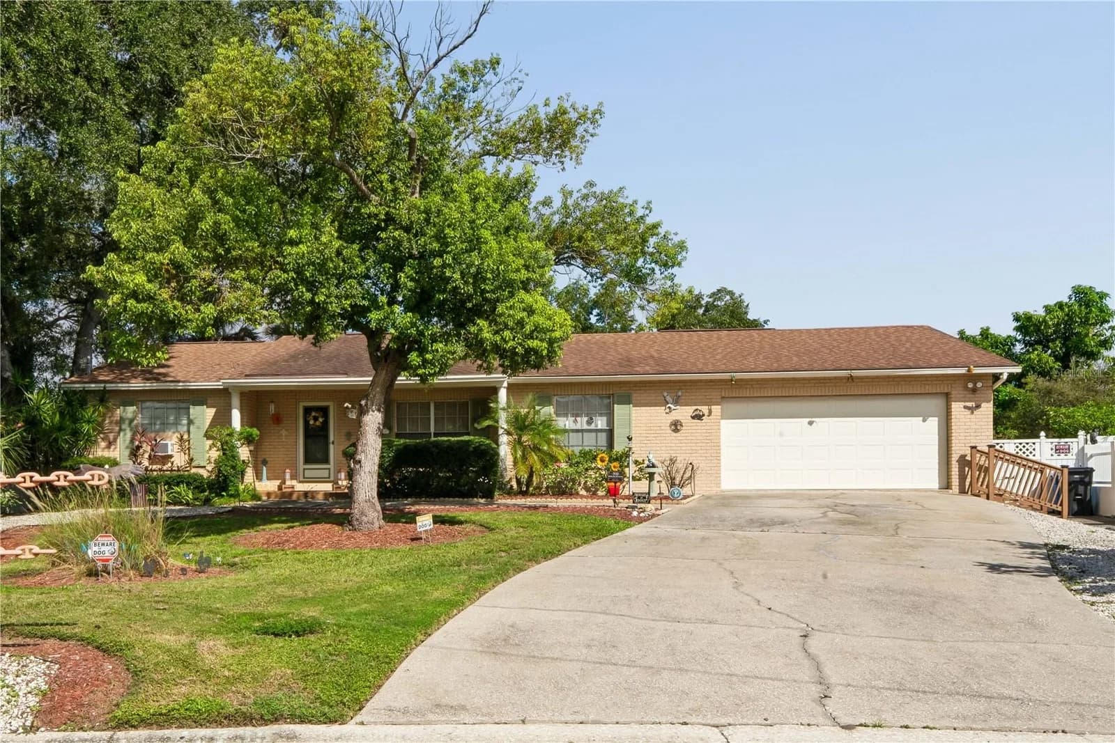 10739 DRUMMOND Road