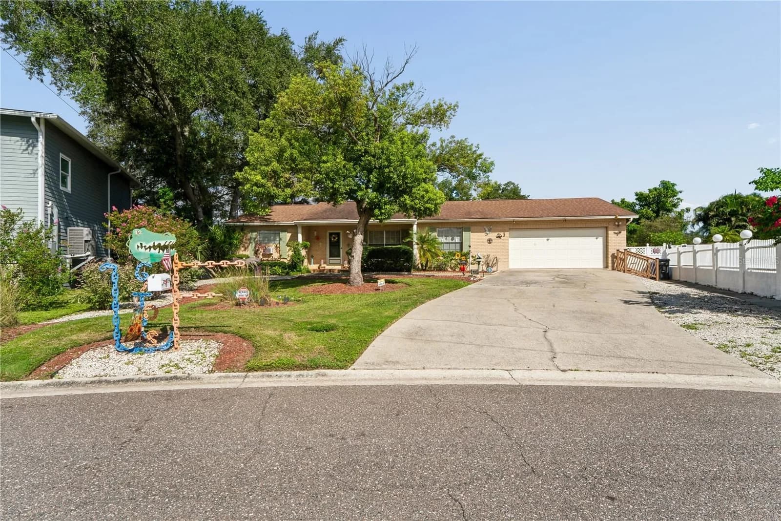 10739 DRUMMOND Road