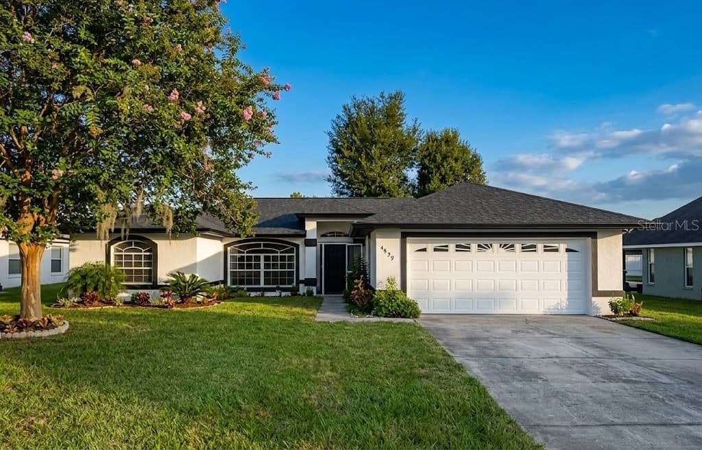 4629 PALMETTO Drive