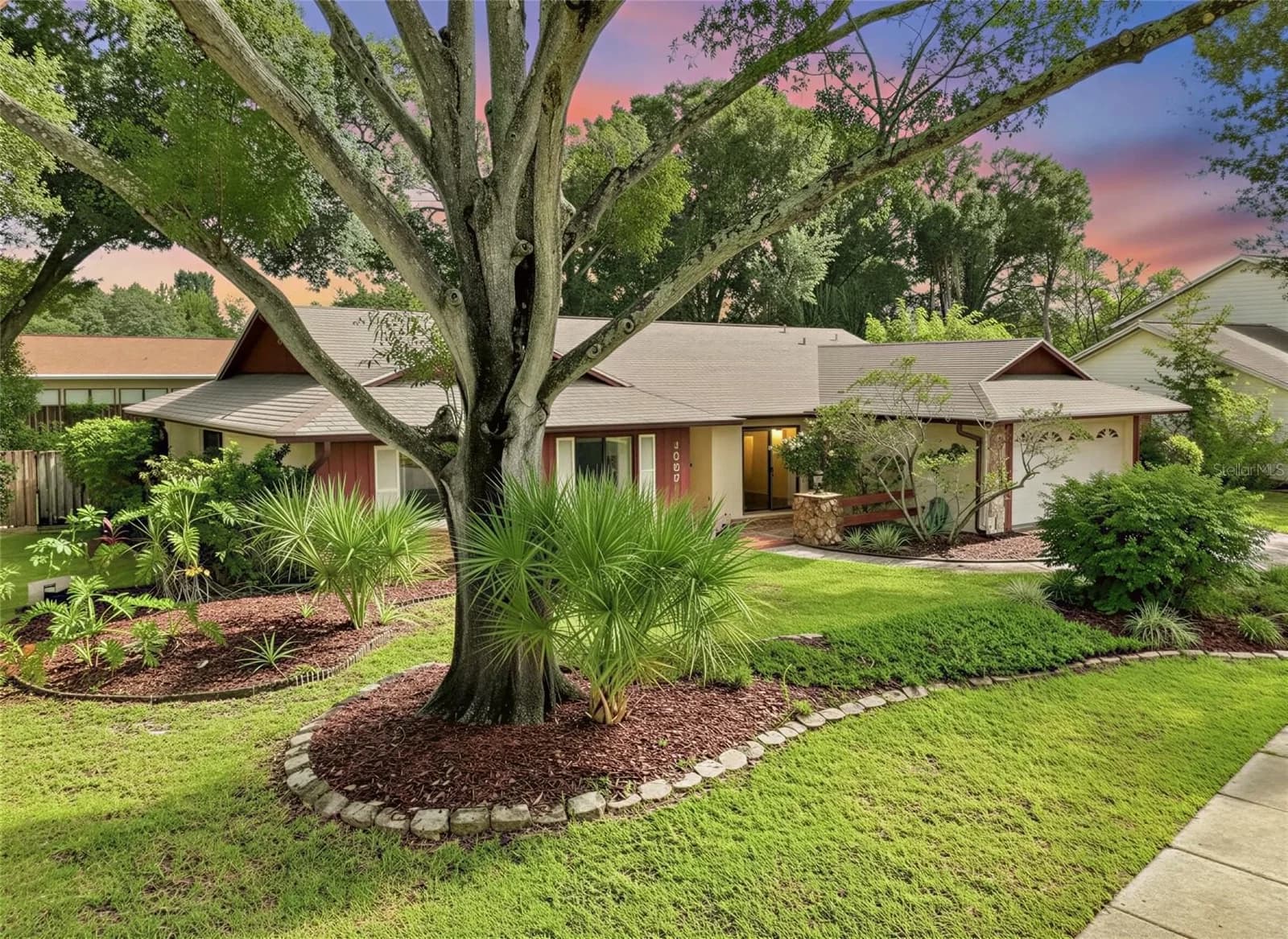 4607 CLOVERLAWN Drive