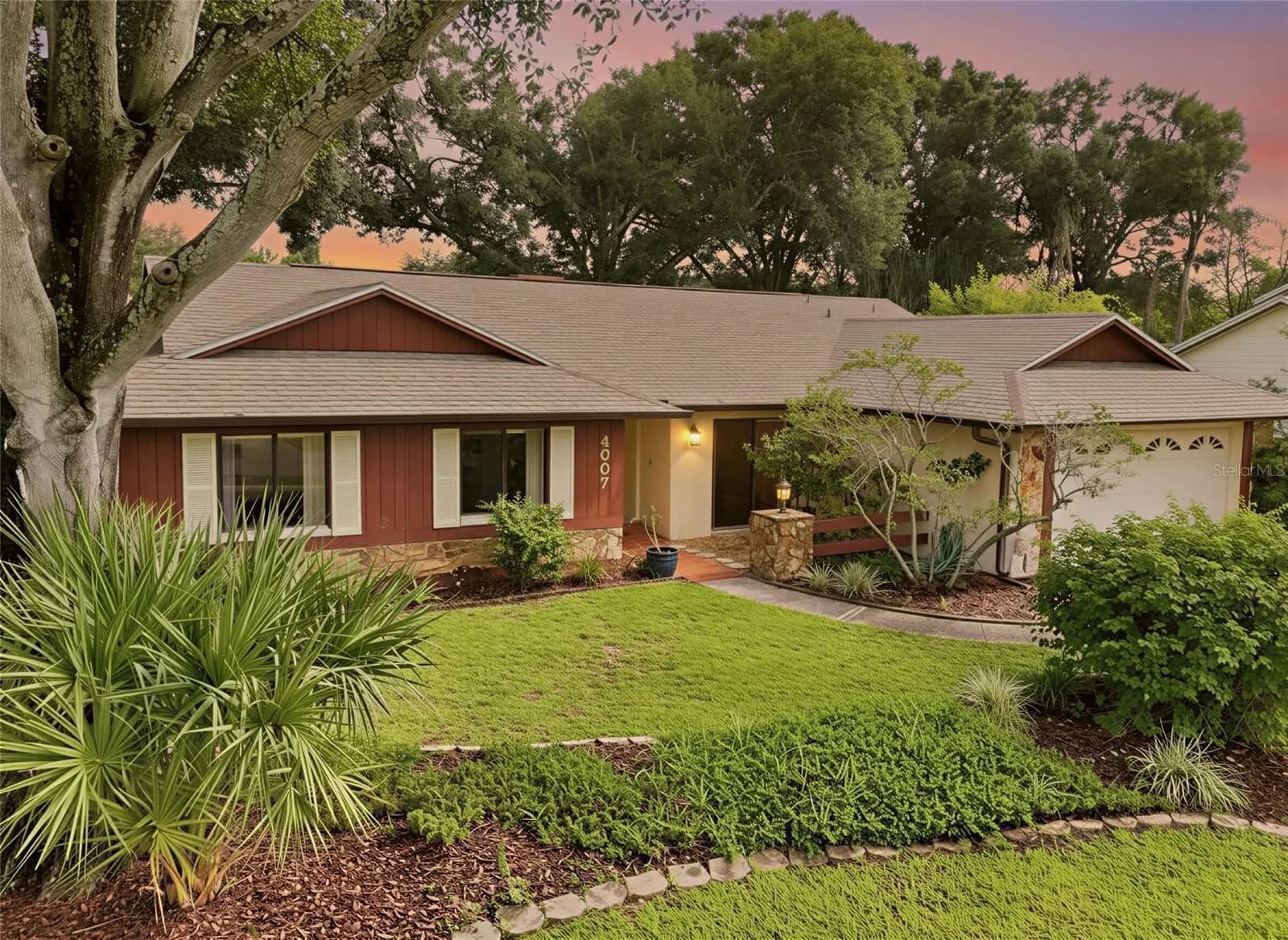 4607 CLOVERLAWN Drive