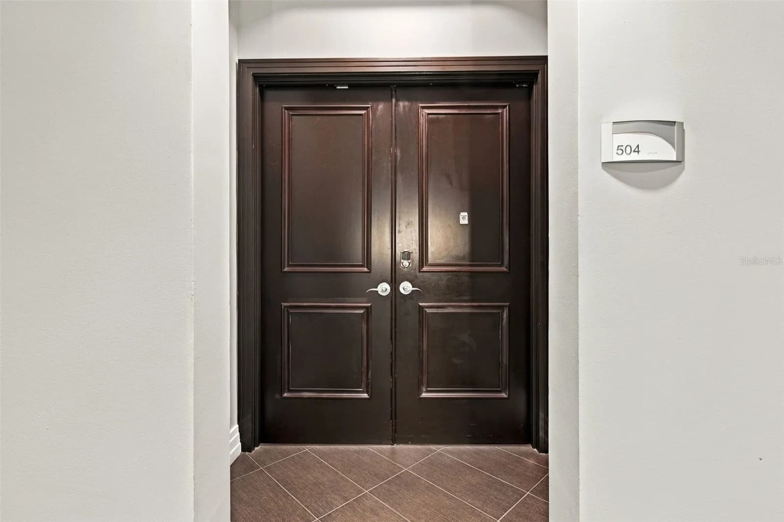 1209 CUMBERLAND Avenue #504