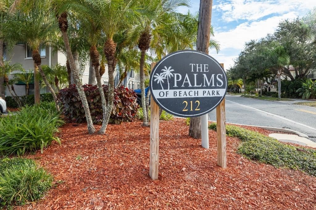 212 CHURCH Avenue #211