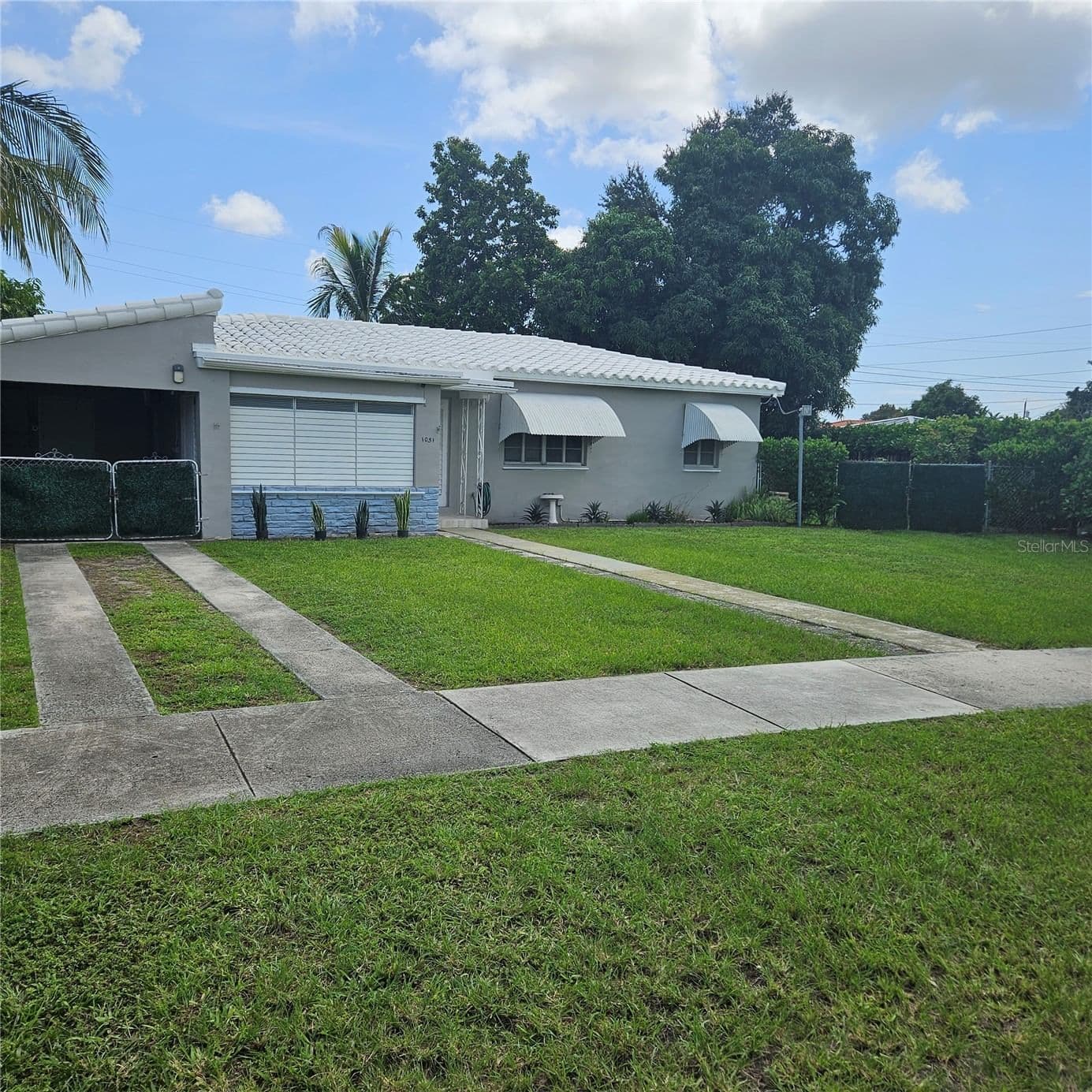 1051 72ND Court