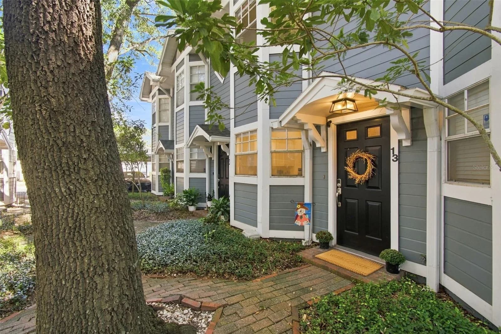 506 WILLOW Avenue #13