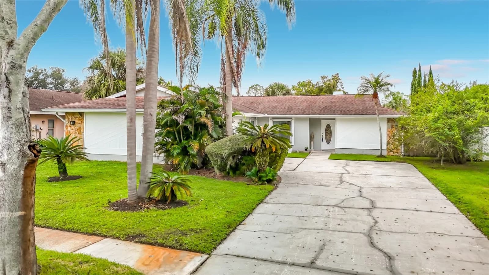 5118 BRYNN MAWR Drive