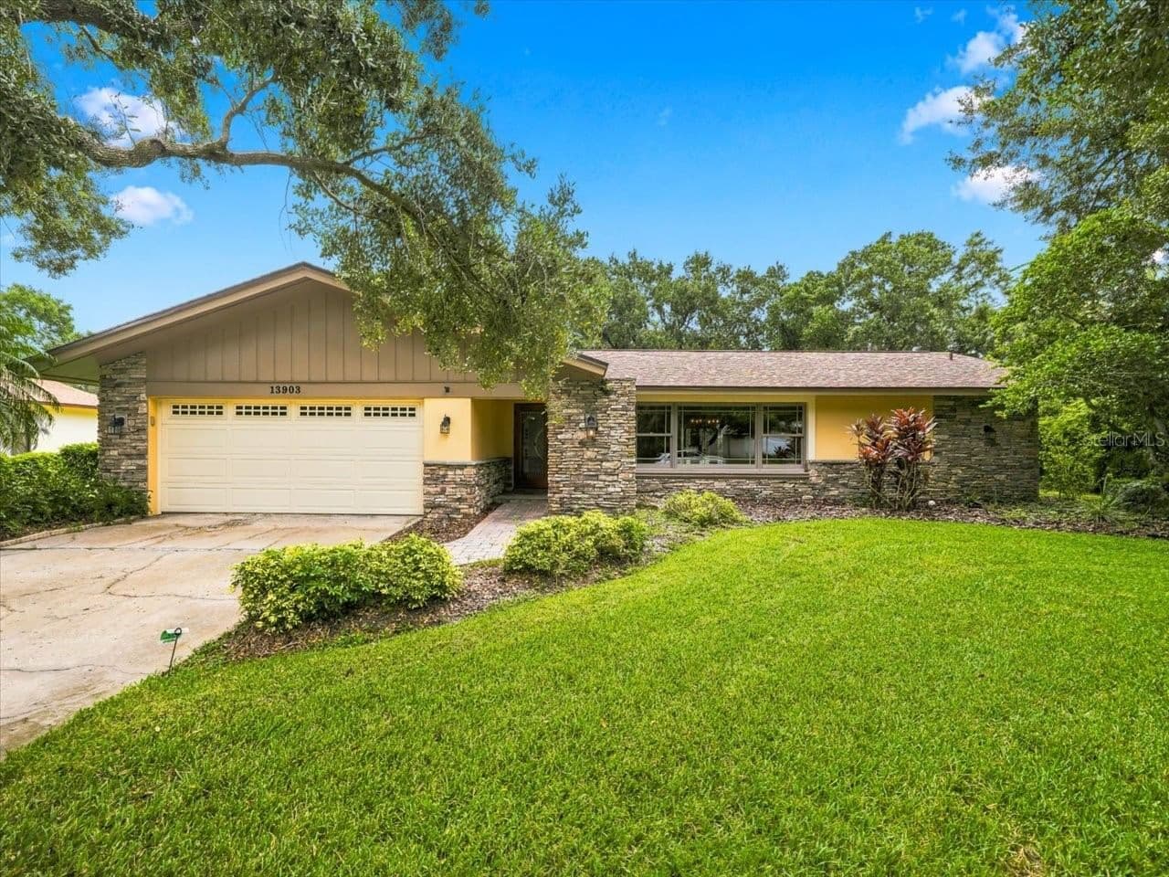 13903 MIDDLE PARK Drive
