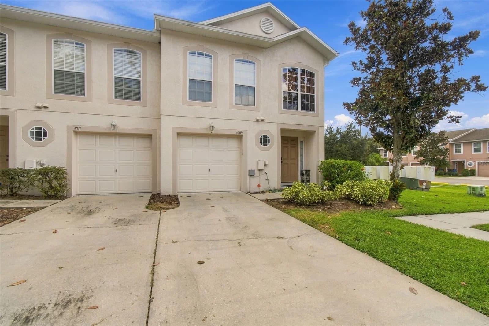 4709 ASHBURN POND Way