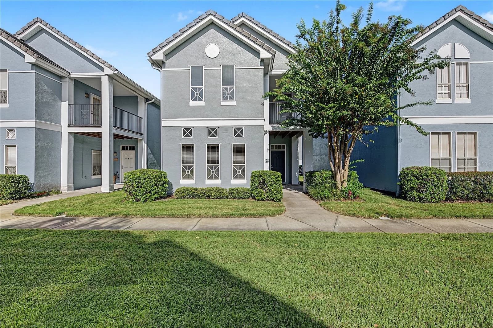 4006 CARROLLWOOD PALM Court