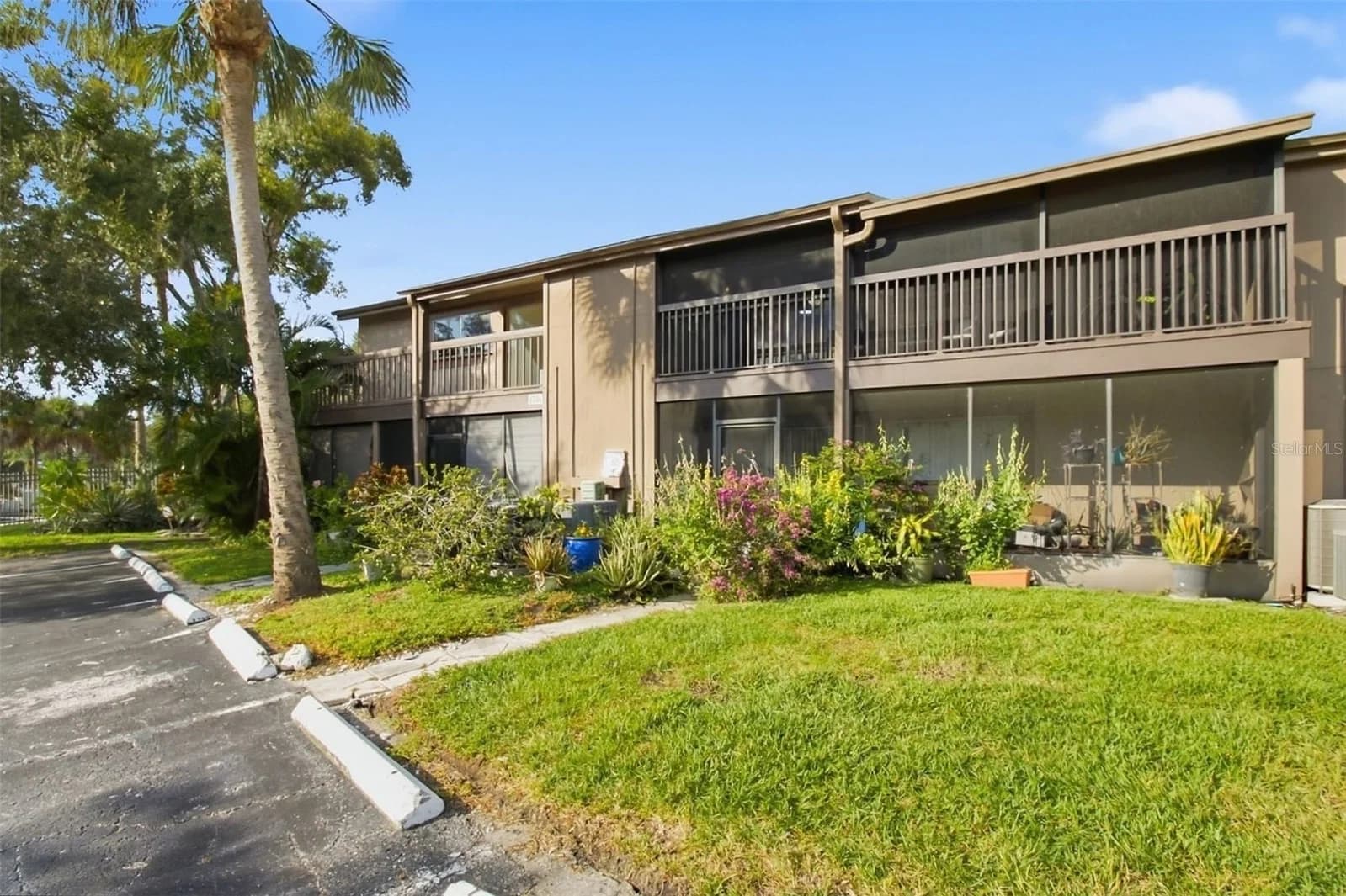 6346 NEWTOWN Circle #46B4