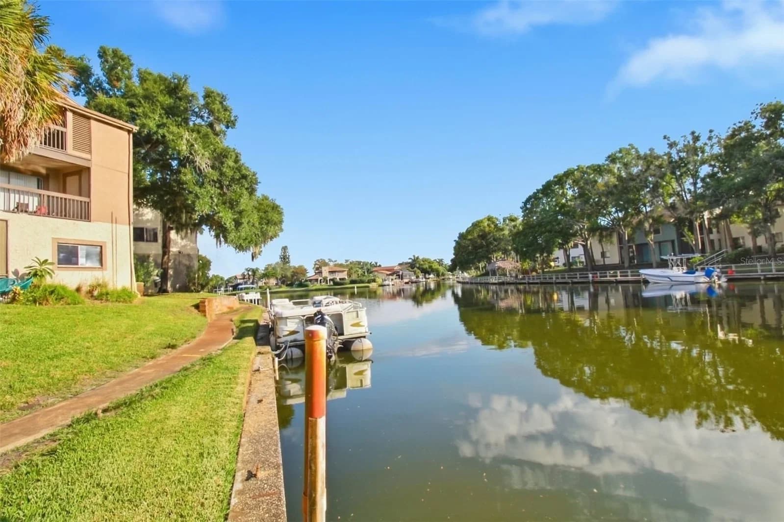 6308 NEWTOWN Circle #8B5