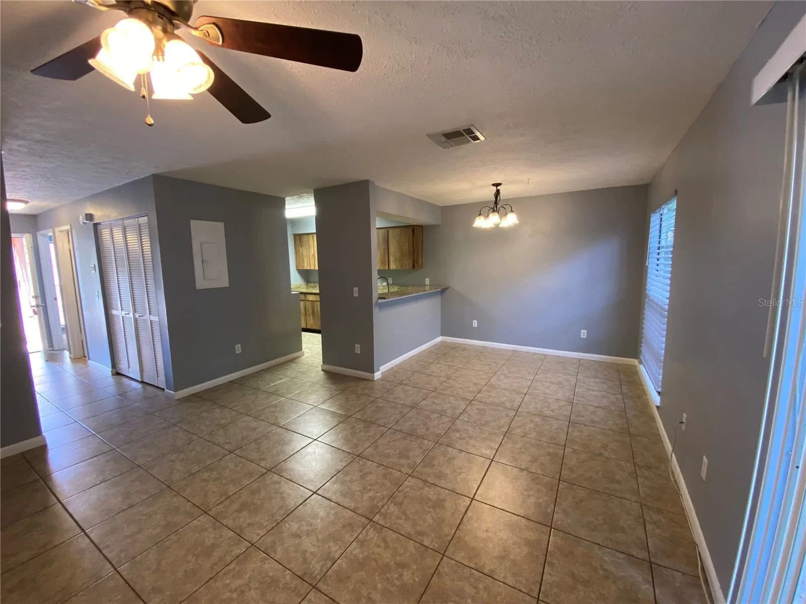 9459 FOREST HILLS Circle
