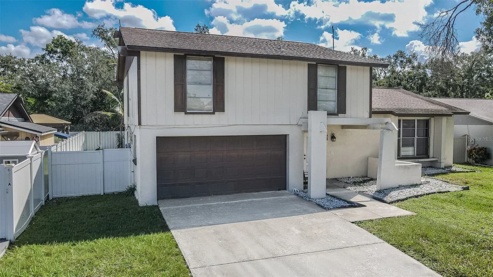 6811 MITCHELL Circle