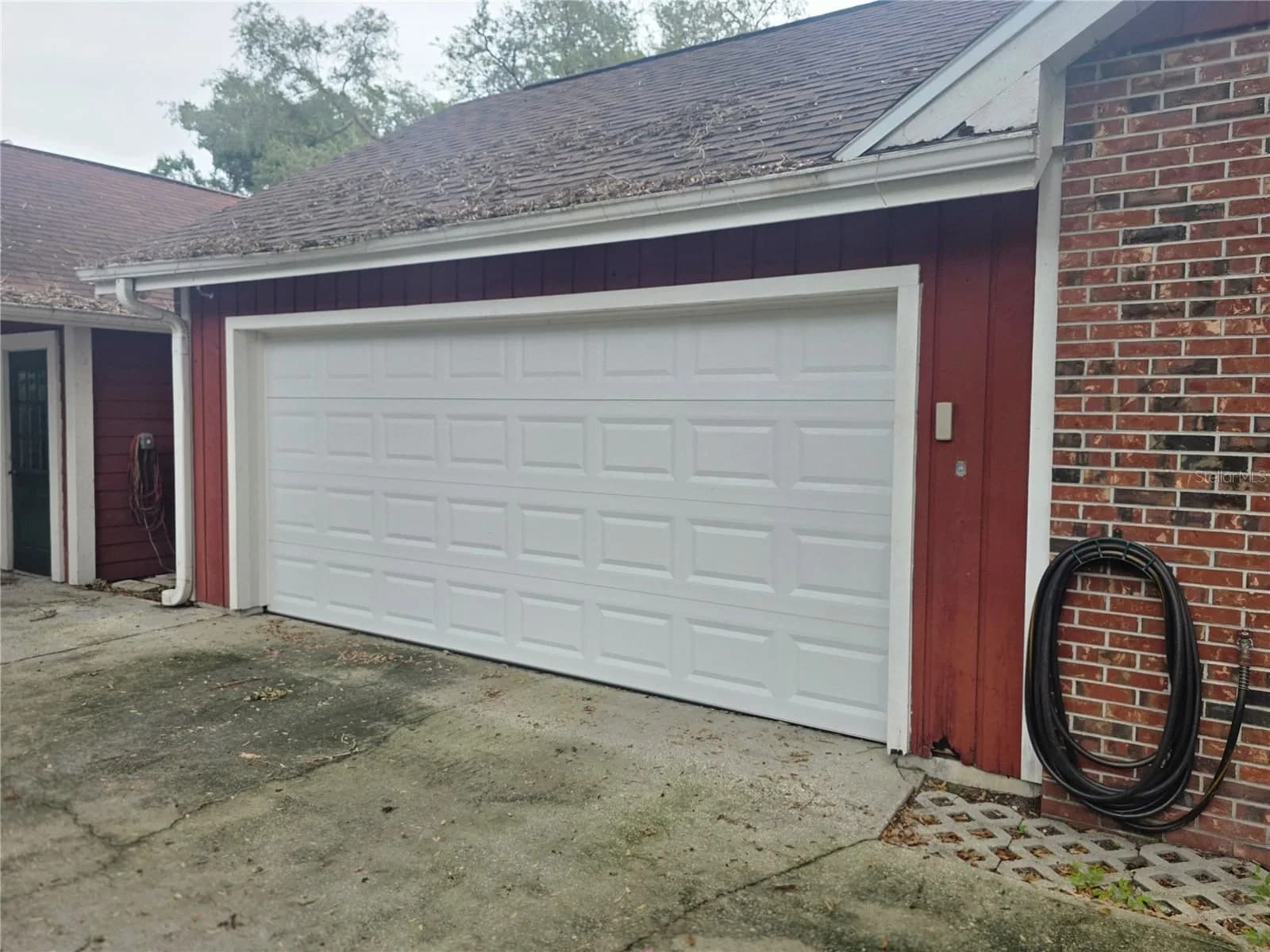 2219 SHADEHILL Court