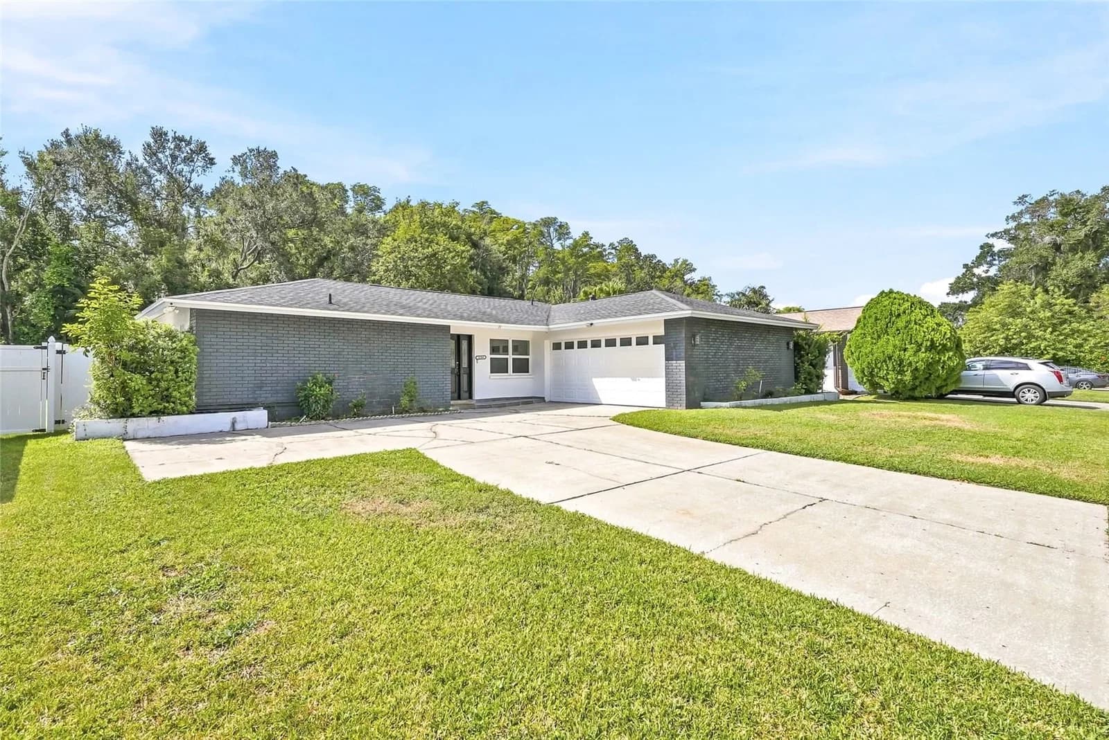 4206 WINDTREE Drive