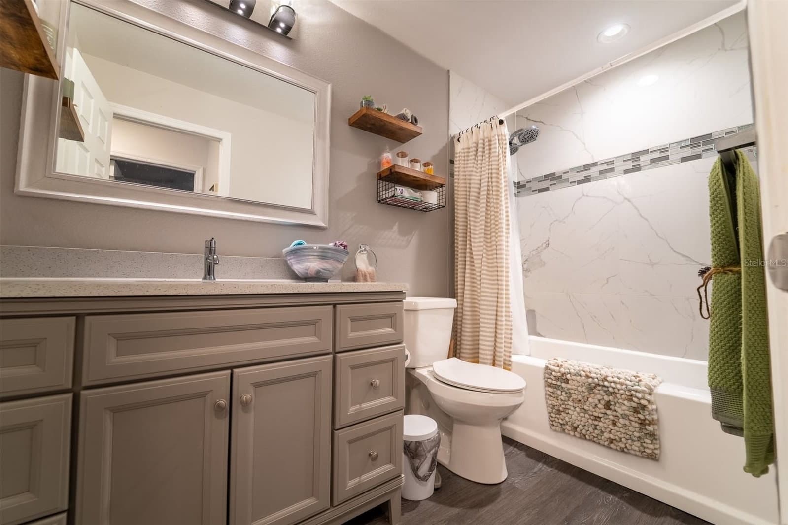 7407 MOUNT VERNON