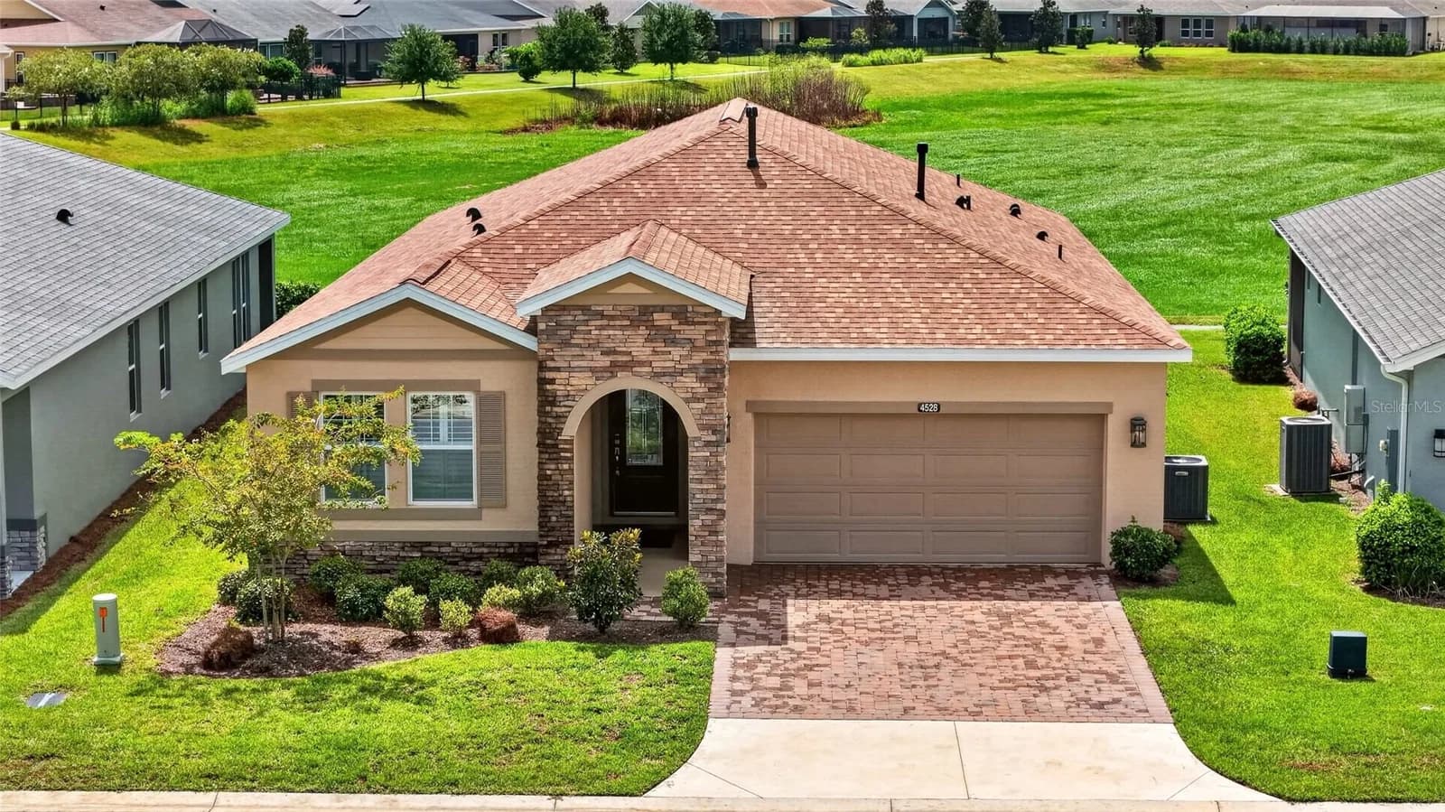 4528 54TH Terrace