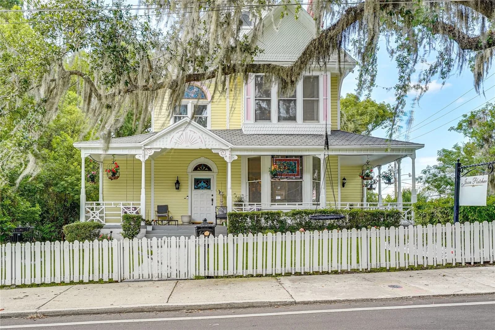 743 FORT KING Street